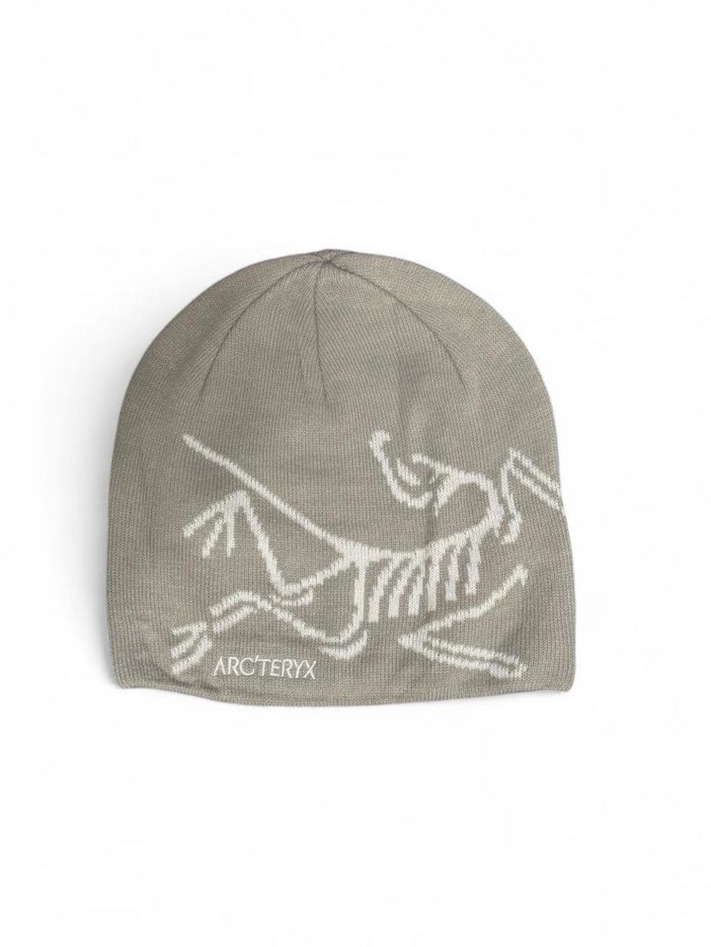 gray and white arc bird head toque beanie